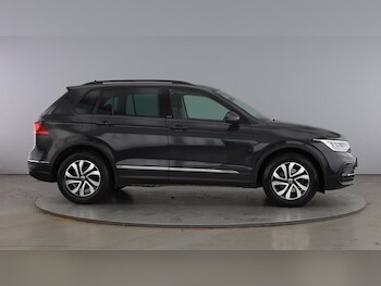 Used Volkswagen Tiguan 2022 for sale - 78028087: Photo