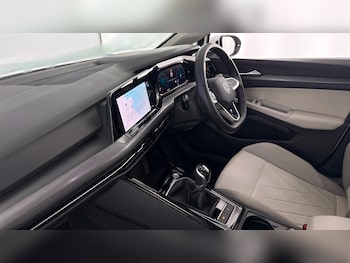 Used Volkswagen Golf 2023 for sale - 77515602: Photo