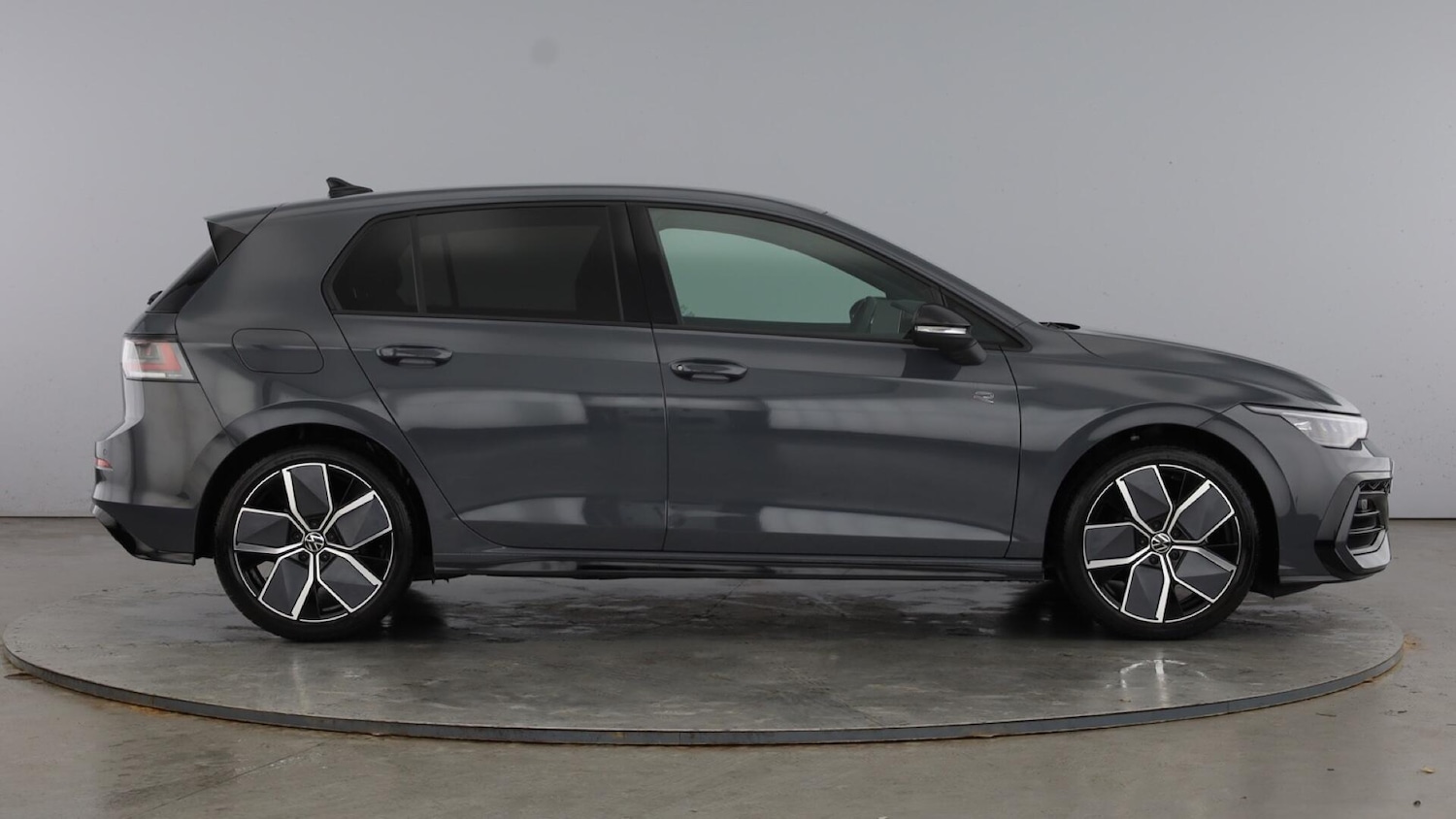 Used Volkswagen Golf 2025 for sale - 77602565: Photo 4