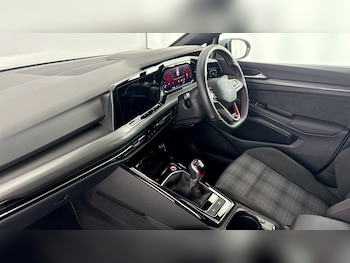 Used Volkswagen Golf 2023 for sale - 78392886: Photo