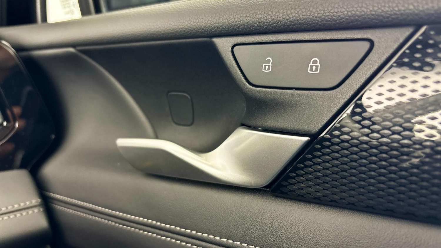 Used Volkswagen Tiguan 2024 for sale - 77803917: Photo 26