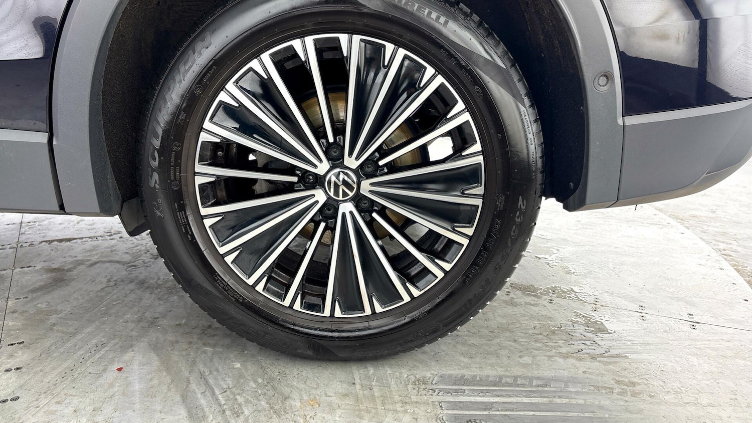 Used Volkswagen Tiguan 2024 for sale - 77803917: Photo 38