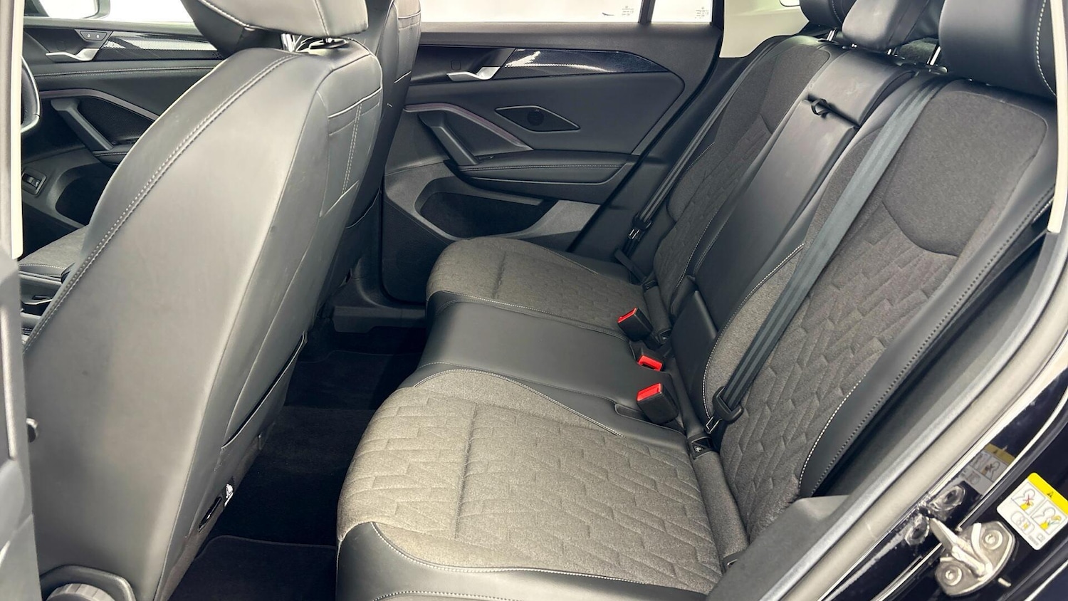 Used Volkswagen Tiguan 2024 for sale - 77803917: Photo 39