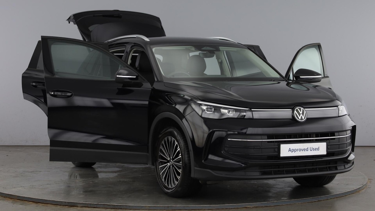 Used Volkswagen Tiguan 2024 for sale - 77803917: Photo 9