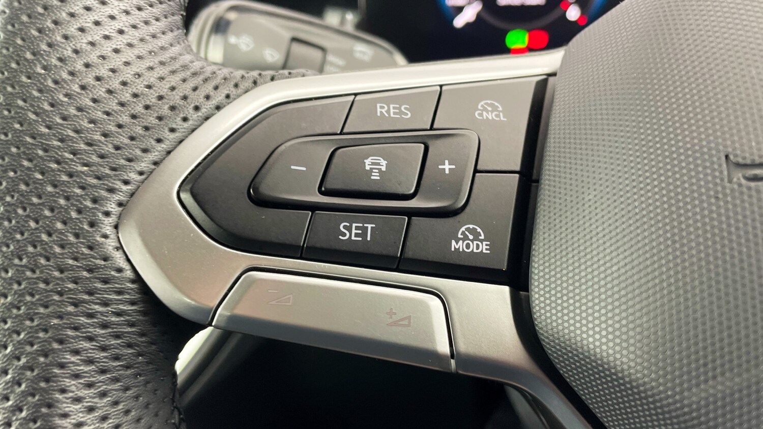 Used Volkswagen Tiguan 2025 for sale - 77602531: Photo 13