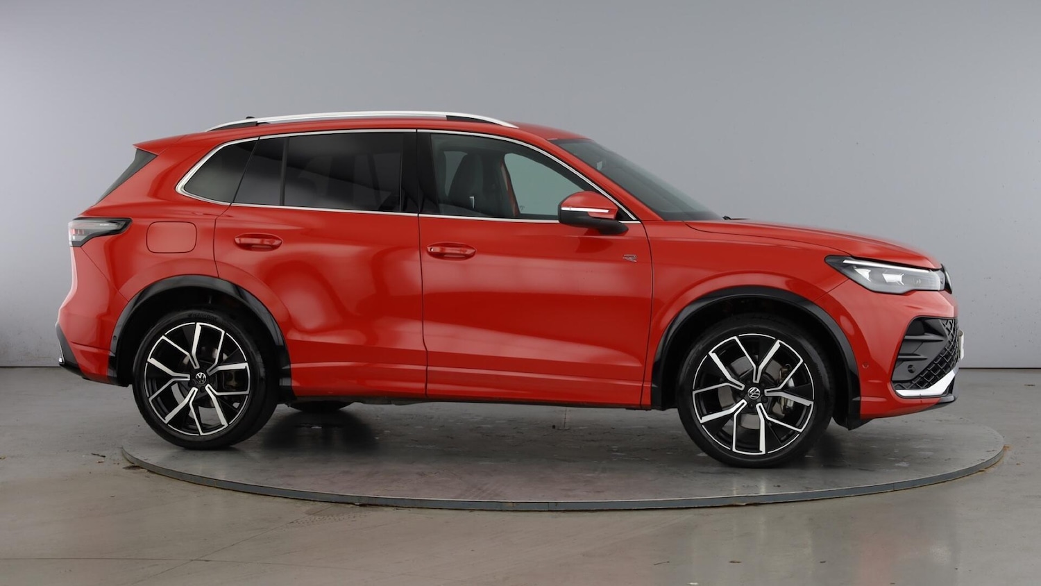 Used Volkswagen Tiguan 2025 for sale - 77602531: Photo 4