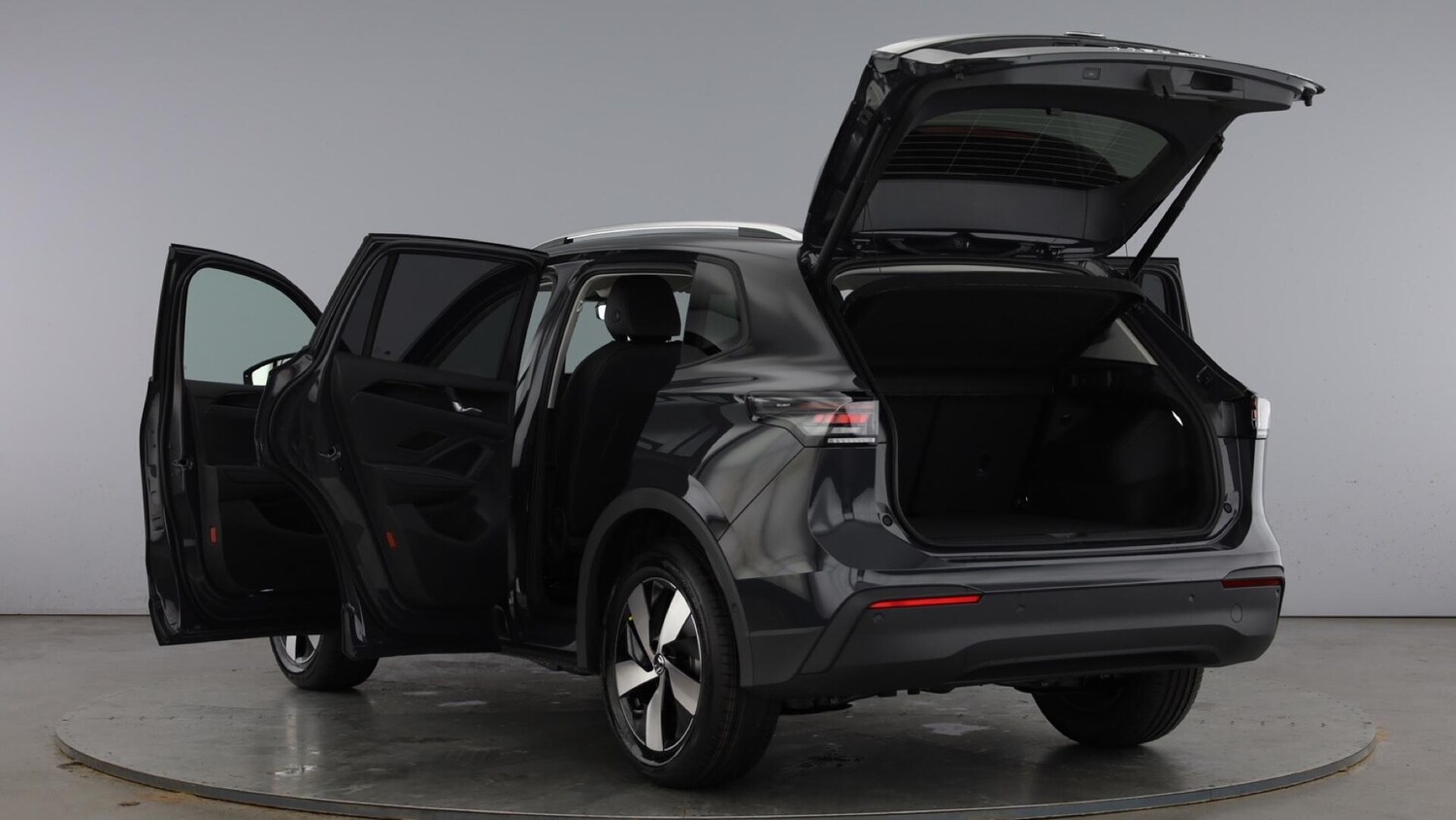 Used Volkswagen Tiguan for sale - 78150073: Photo 11