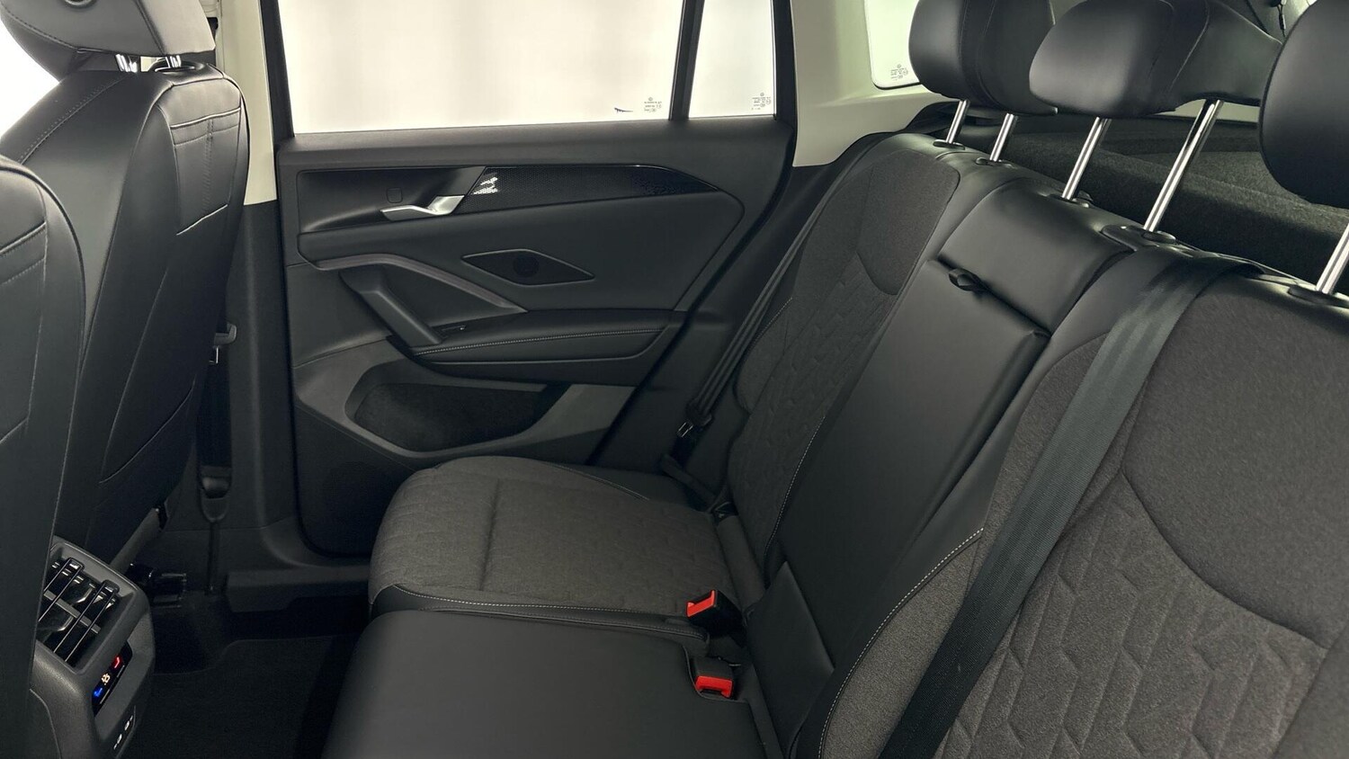 Used Volkswagen Tiguan for sale - 78150073: Photo 38