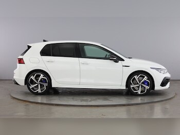 Used Volkswagen Golf 2024 for sale - 77881210: Photo