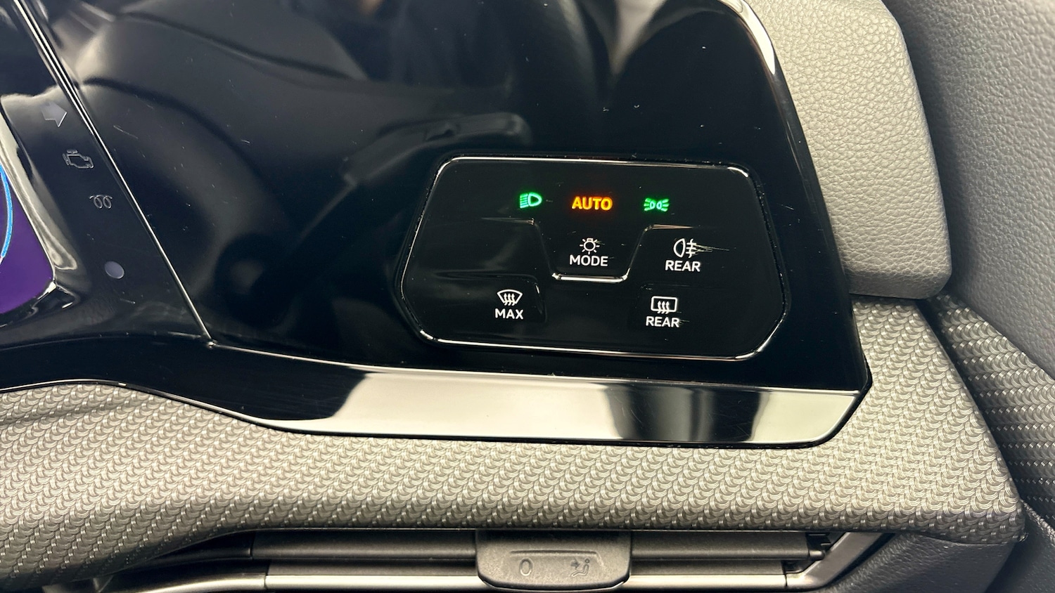 Used Volkswagen Golf 2023 for sale - 78183143: Photo 28