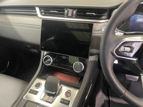 Used Jaguar F-Pace 2023 for sale - 73536960: Photo 11