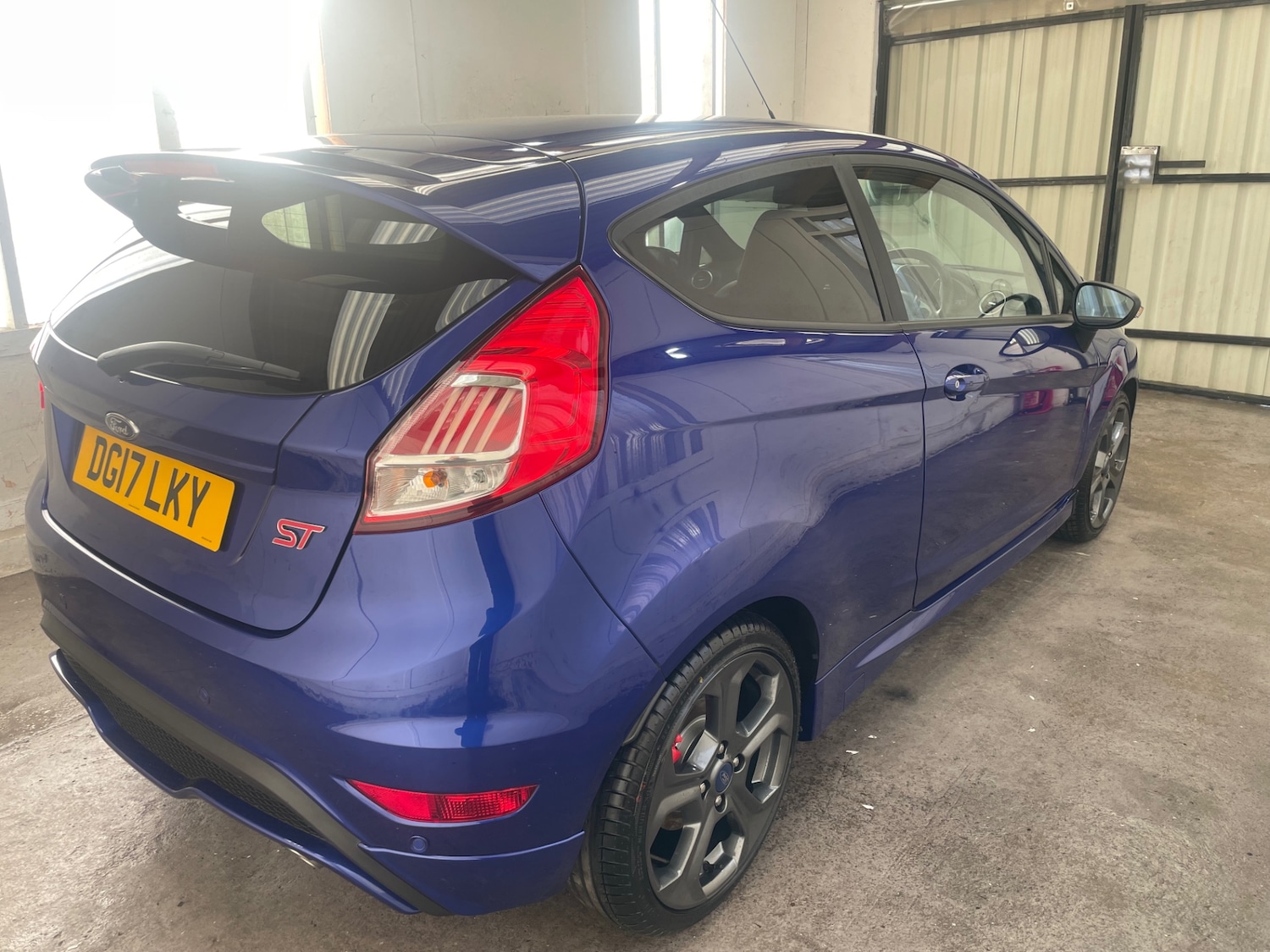 Used Ford Fiesta 2017 for sale - 76720359: Photo 5