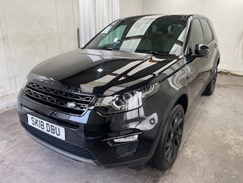 Used Land Rover Discovery Sport 2018 for sale - 76461636: Photo