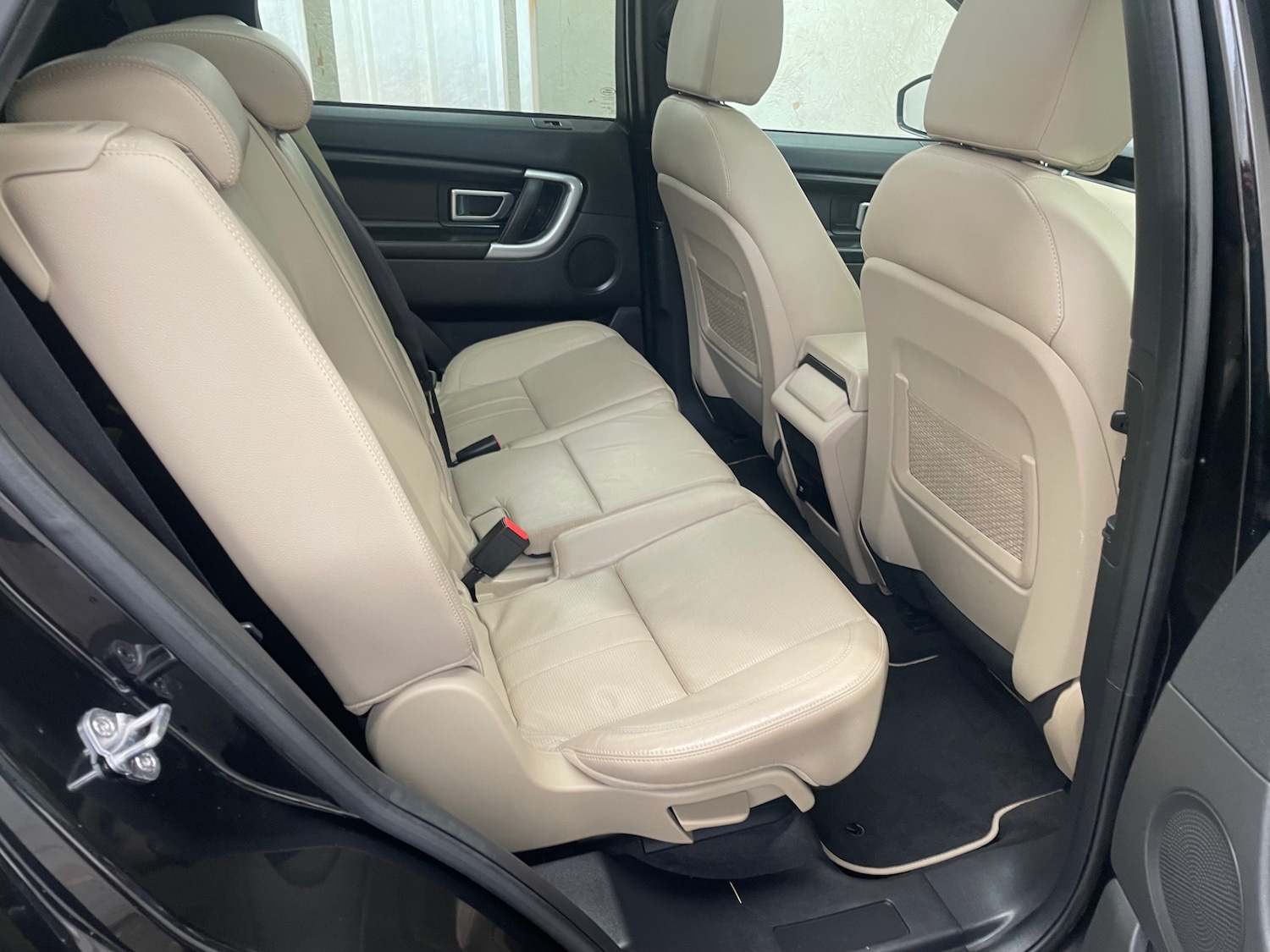 Used Land Rover Discovery Sport 2018 for sale - 76461636: Photo 8