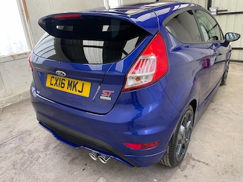 Used Ford Fiesta 2016 for sale - 77515404: Photo