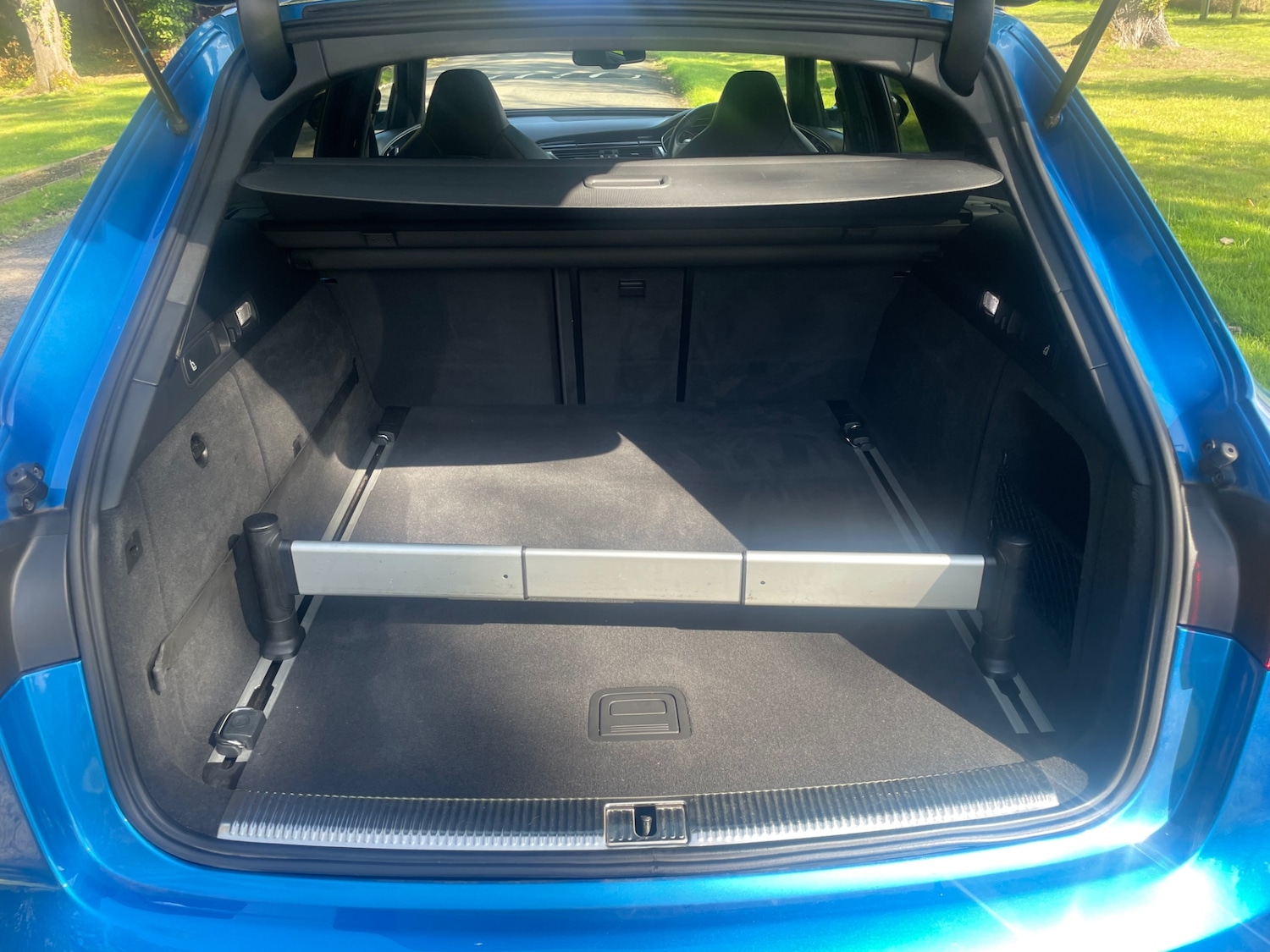 Used Audi RS6 2017 for sale - 75909209: Photo 9