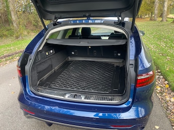 Used Jaguar XF 2023 for sale - 76363952: Photo