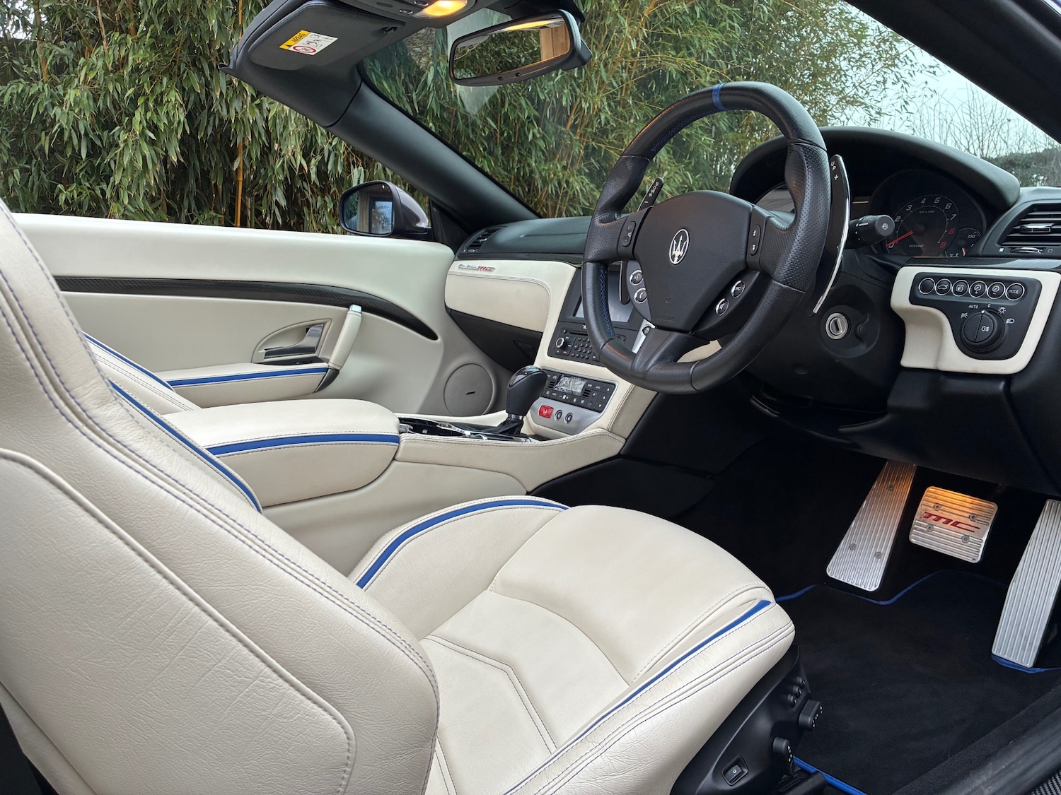 Used Maserati GranCabrio 2014 for sale - 77148001: Photo 6