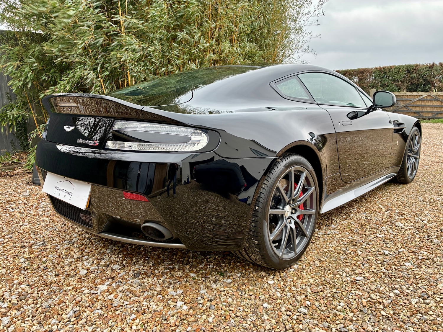 Used Aston Martin Vantage 2016 for sale - 77418260: Photo 4