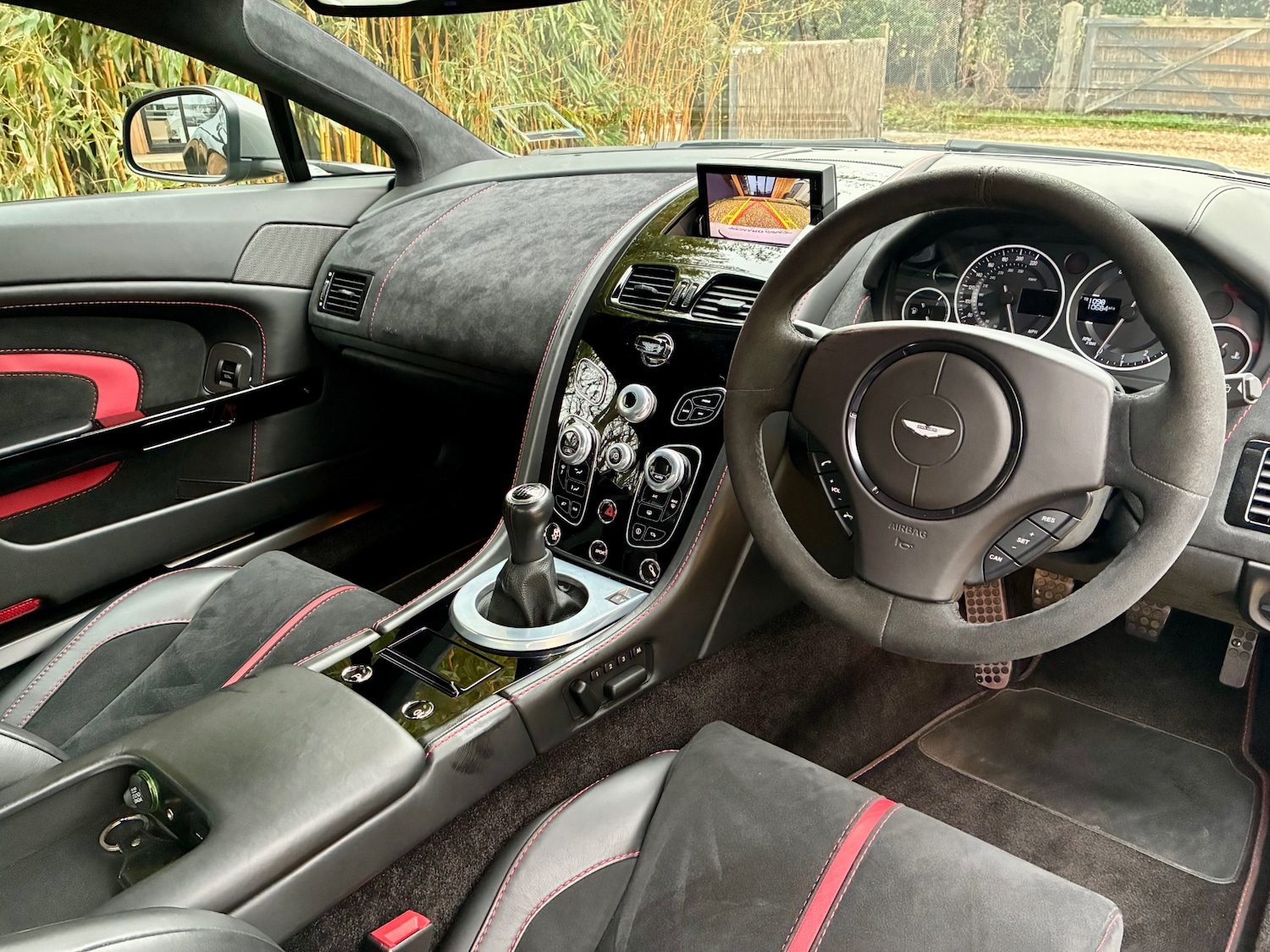 Used Aston Martin Vantage 2016 for sale - 77418260: Photo 7