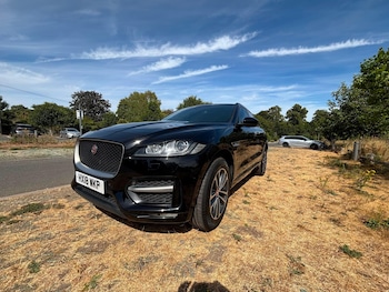 Used Jaguar F-Pace 2018 for sale - 79540689: Photo