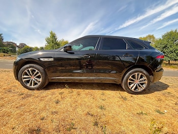 Used Jaguar F-Pace 2018 for sale - 79540689: Photo