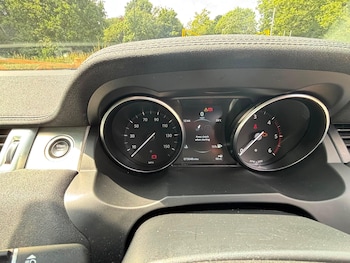 Used Land Rover Range Rover Evoque 2018 for sale - 79317060: Photo