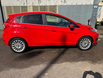 Used Ford Fiesta 2015 for sale - 78318261: Photo