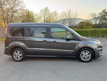Used Ford Grand Tourneo Connect 2019 for sale - 74958761: Photo