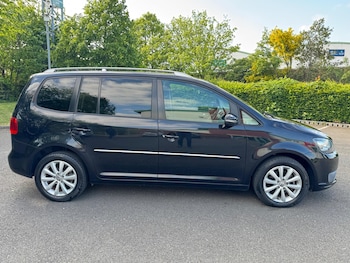 Used Volkswagen Touran 2011 for sale - 75519914: Photo