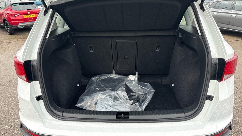 Used SEAT Ateca 2024 for sale - 76861871: Photo 16