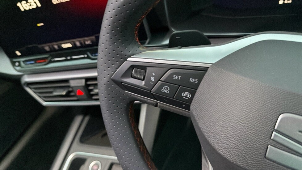 Used SEAT Leon 2025 for sale - 76479630: Photo 31