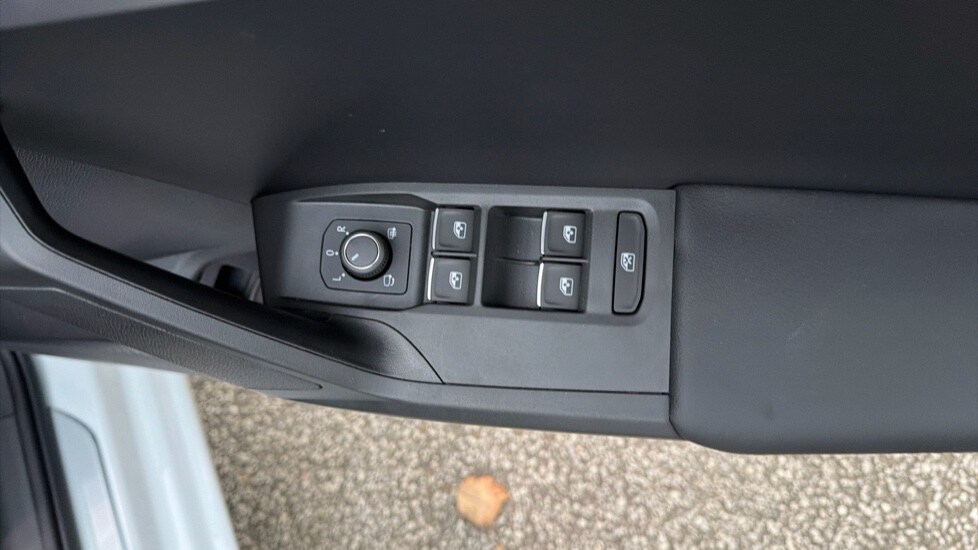 Used SEAT Leon 2025 for sale - 76479630: Photo 36