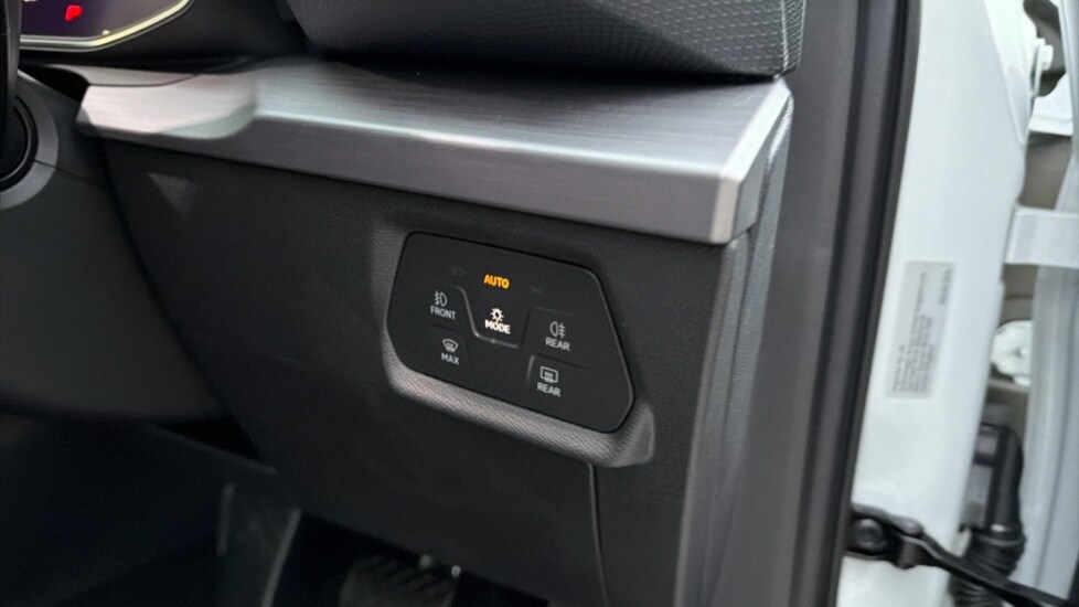 Used SEAT Leon 2025 for sale - 76479630: Photo 37