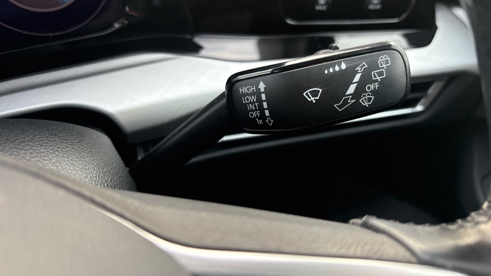 Used Volkswagen Golf 2020 for sale - 76754609: Photo 24