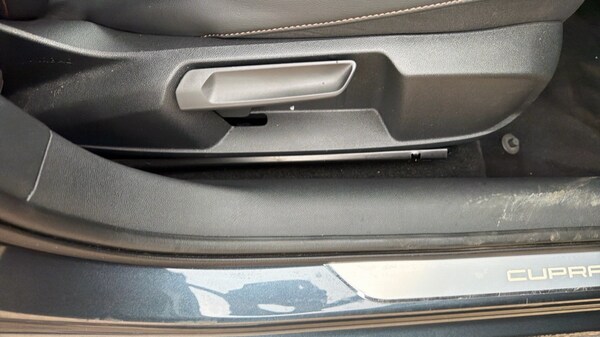 Used Cupra Leon 2024 for sale - 76276607: Photo 38