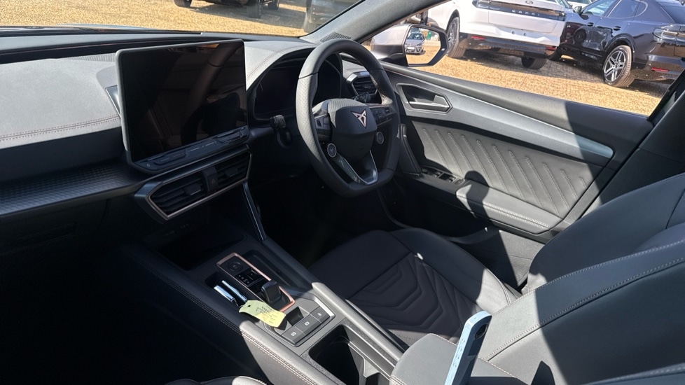 Used Cupra Leon 2025 for sale - 75984699: Photo 2