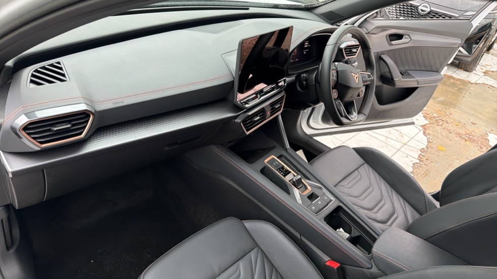 Used Cupra Formentor 2024 for sale - 76124581: Photo 2