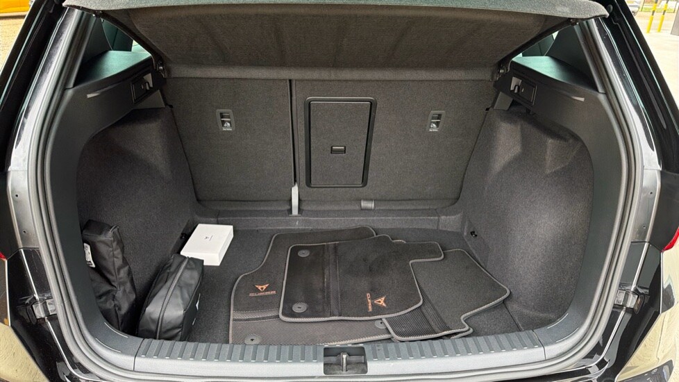 Used Cupra Ateca 2025 for sale - 76861863: Photo 16