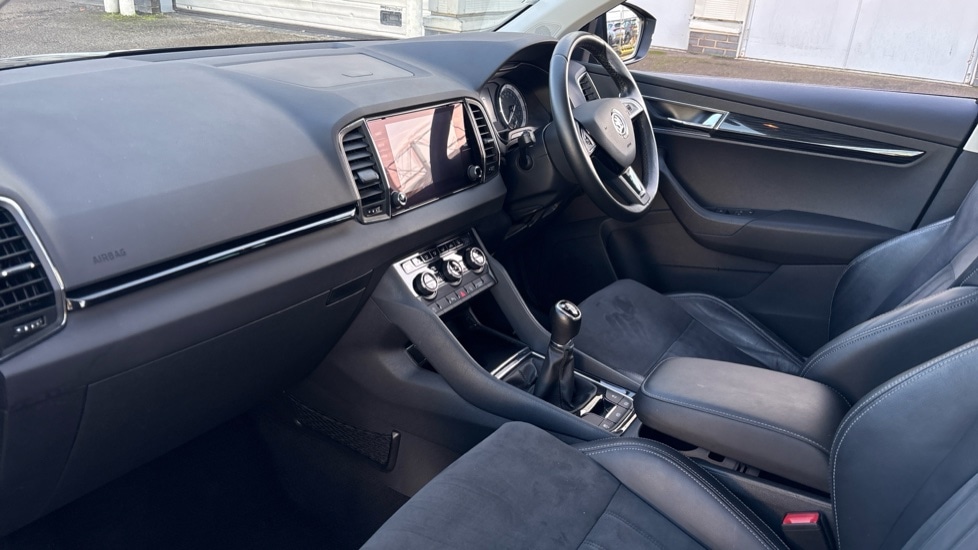 Used Skoda Karoq 2018 for sale - 76834897: Photo 2