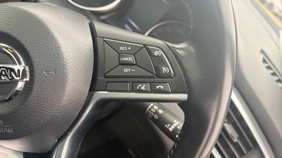 Used Nissan Qashqai 2018 for sale - 77055604: Photo 21