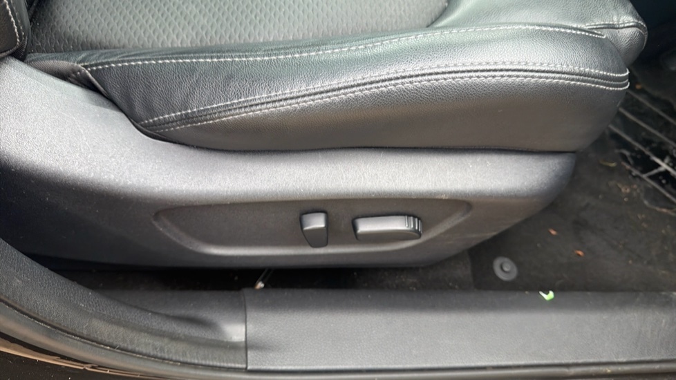 Used Nissan Qashqai 2018 for sale - 77055604: Photo 31