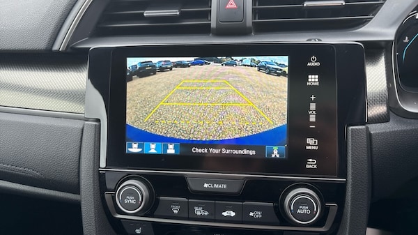 Used Honda Civic 2018 for sale - 76116727: Photo 26