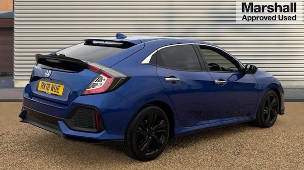 Used Honda Civic 2018 for sale - 76116727: Photo 3