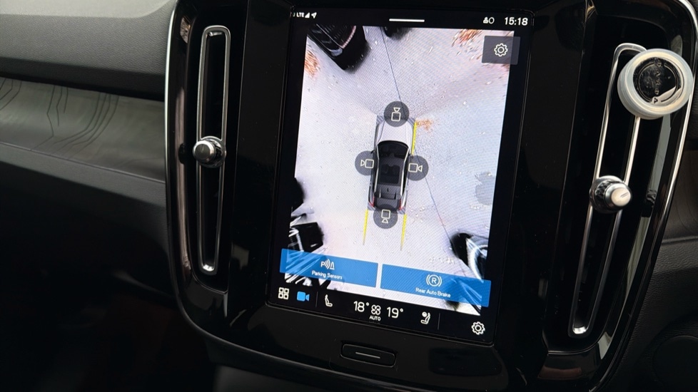 Used Volvo C40 2023 for sale - 76493882: Photo 25