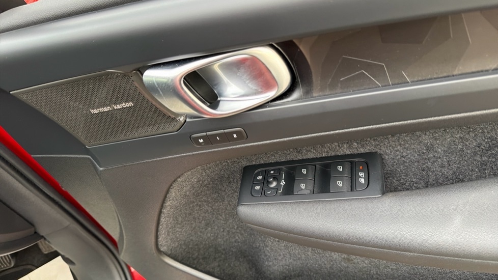 Used Volvo C40 2023 for sale - 76493882: Photo 29