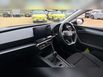 Used Cupra Leon 2024 for sale - 76312476: Photo 2