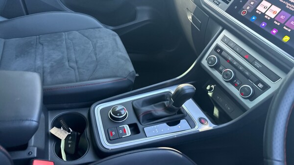 Used SEAT Ateca 2024 for sale - 75735333: Photo 34