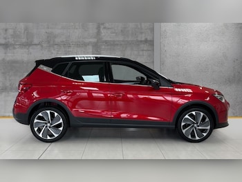 Used SEAT Arona 2025 for sale - 76874097: Photo