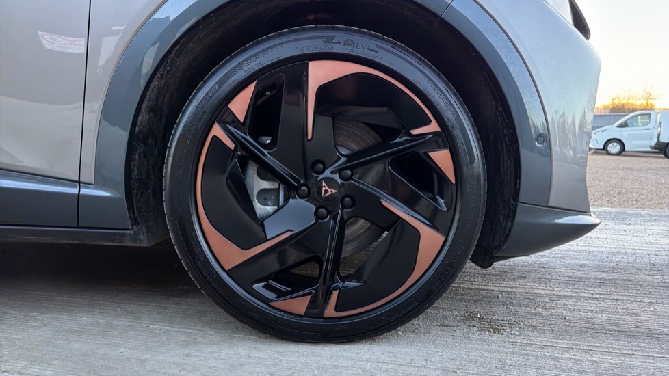 Used Cupra Tavascan 2025 for sale - 76861876: Photo 20